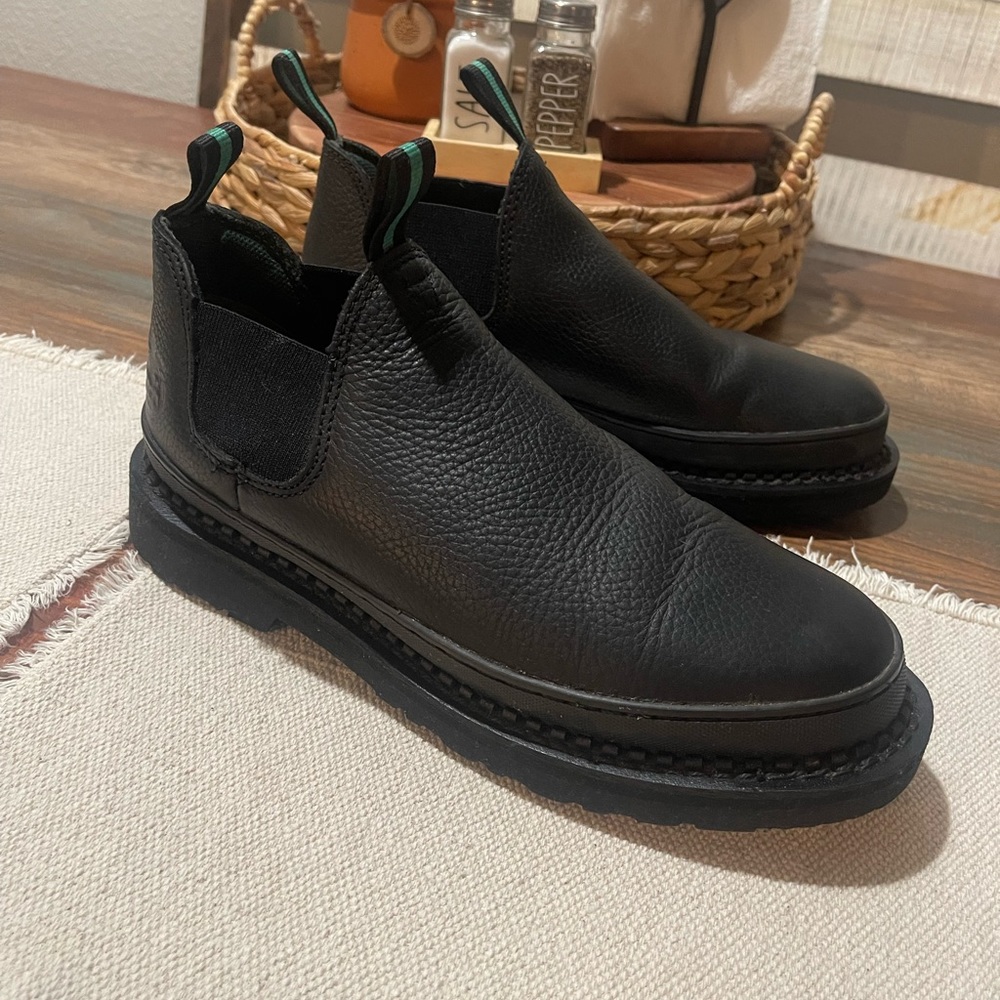 All black size 9 men’s Georgia boots (Romeo’s)